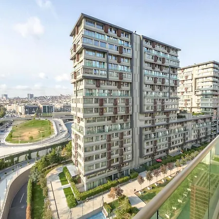 شقة Modern 1 Bedroom Fully Equipped, Dt & Metro, Ac, Wi-fi *